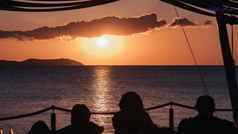 puesta de sol cafe del mar ibiza
