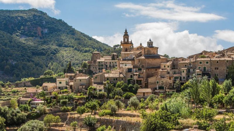 what to do in valldemossa